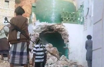 هدم قبة وضريح الشيخ الفقيه مزاحم بن أحمد باجابر - صورة إضافية 1